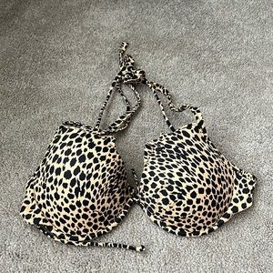 NWOT Victoria Secret Bikini Top